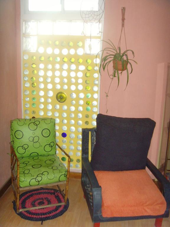 Hostel El Agora Trelew Esterno foto