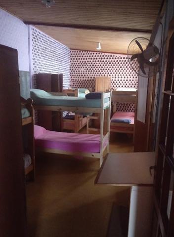 Hostel El Agora Trelew Esterno foto